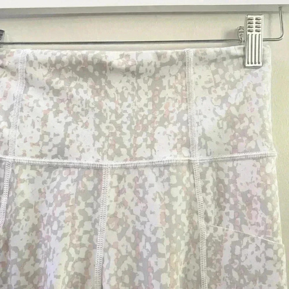 Athleta salutation stash snakeskin print leggings - Picture 5 of 6